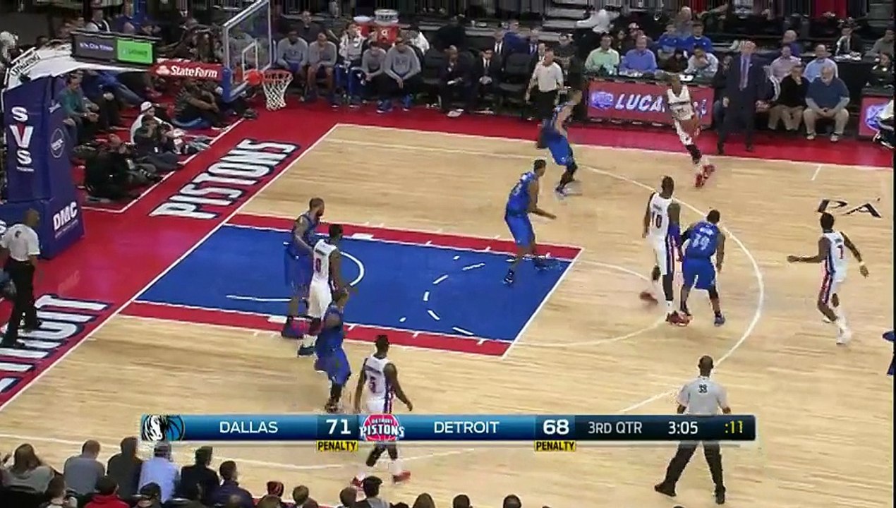 Quand Brandon Jennings refuse un layup tout cuit pour prendre un shoot compliqué