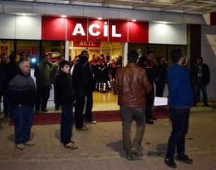 Adana'da Polis, Şüpheli Araç Kovalarken Başından Yaralandı