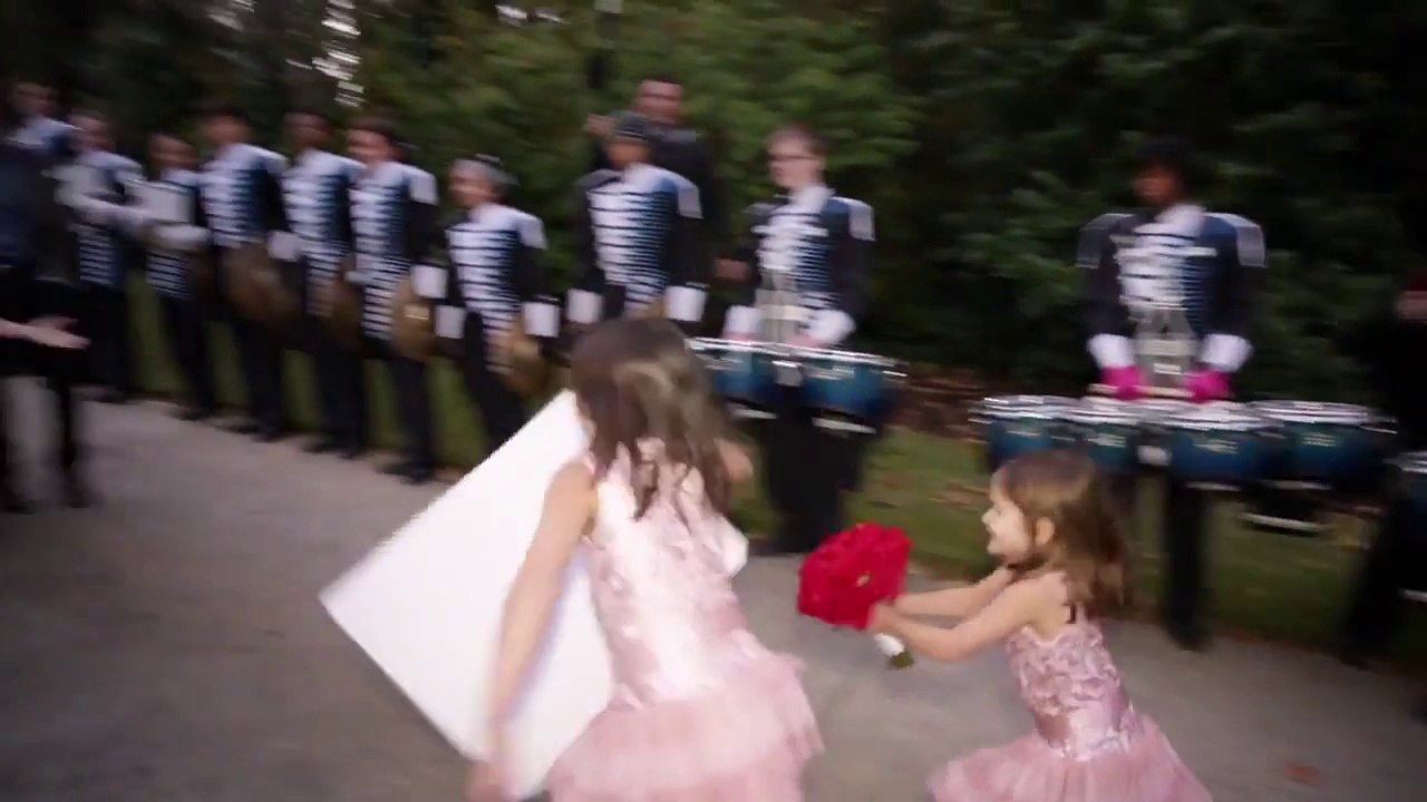 Le plus beau des cadeaux pour fêter leurs 10 ans de mariage : se marier à nouveau!