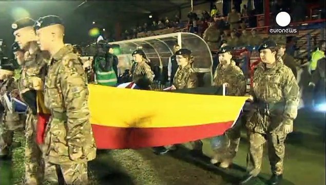 Немецкие и британские солдаты воссоздали матч мира времен войны