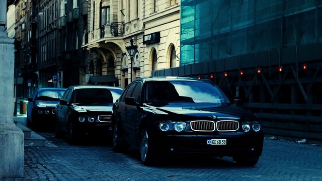 Die Hard _ Belle journée pour mourir - Bande annonce VF HD