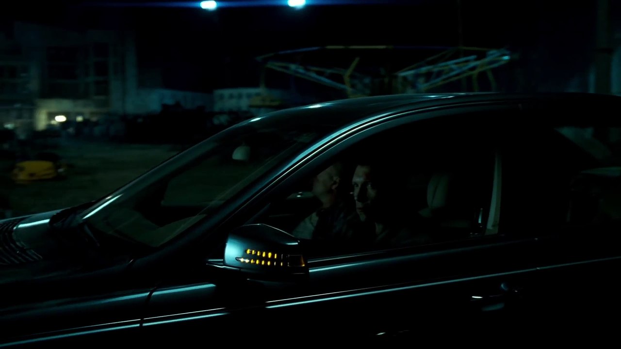 Die Hard _ Belle journée pour mourir - Extrait Pirate Gun VF HD