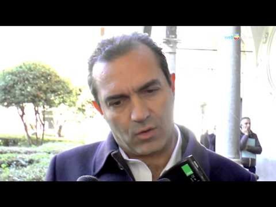 Napoli - De Magistris: "Governo irresponsabile, Città Metropolitane senza soldi" (17.12.14)