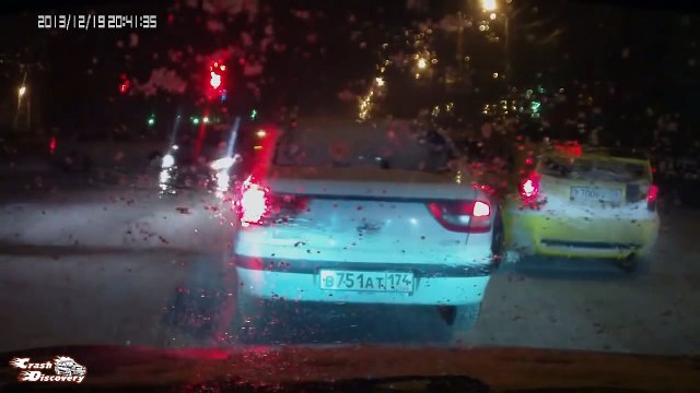 CRAZY Truck Crashes, Truck Accidents compilation 2014 - Winter Edition