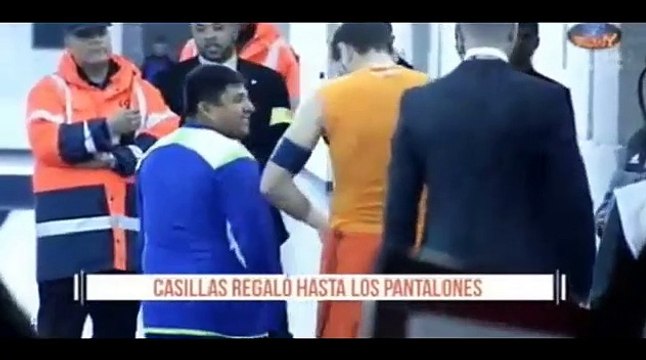 Iker Casillas gifts shorts to fan after Club World Cup semi-final