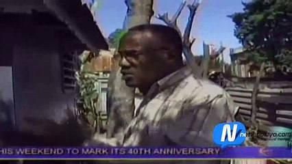 Cin tarafından sürekli bacağından çekilen çocuk