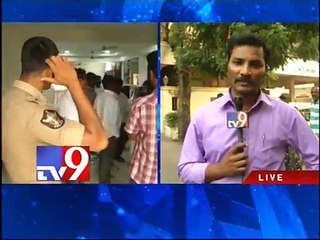 Vijayawada woman accuses lawyer of encroachment, stages dharna