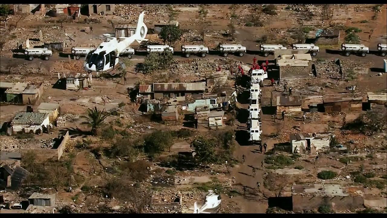 District-9 tv spot_ They Rise