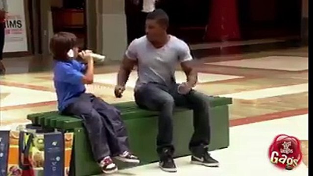 wooow v amazing prank....must watch n share,,,,,,......