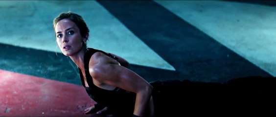 Edge of Tomorrow - New Trailer 3_25
