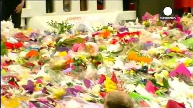 ادای احترام به جان باختگان گروگان گیری در سیدنی استرالیا