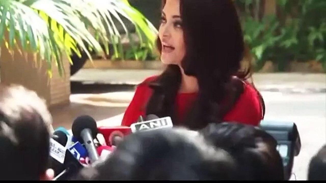 Aishwarya Rai Bachchan AVOIDS FACEOFF with Salman! Bollywood Way - By Bollywood Flashy