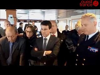 Manuel Valls à bord de l'Abeille