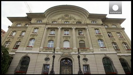 Suisse : taux d'intérêt négatif pour enrayer l'envolée du franc