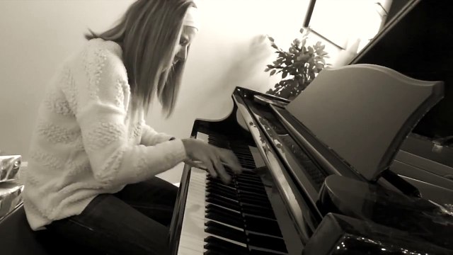 Billie Jean by Michael Jackson piano cover by Shell