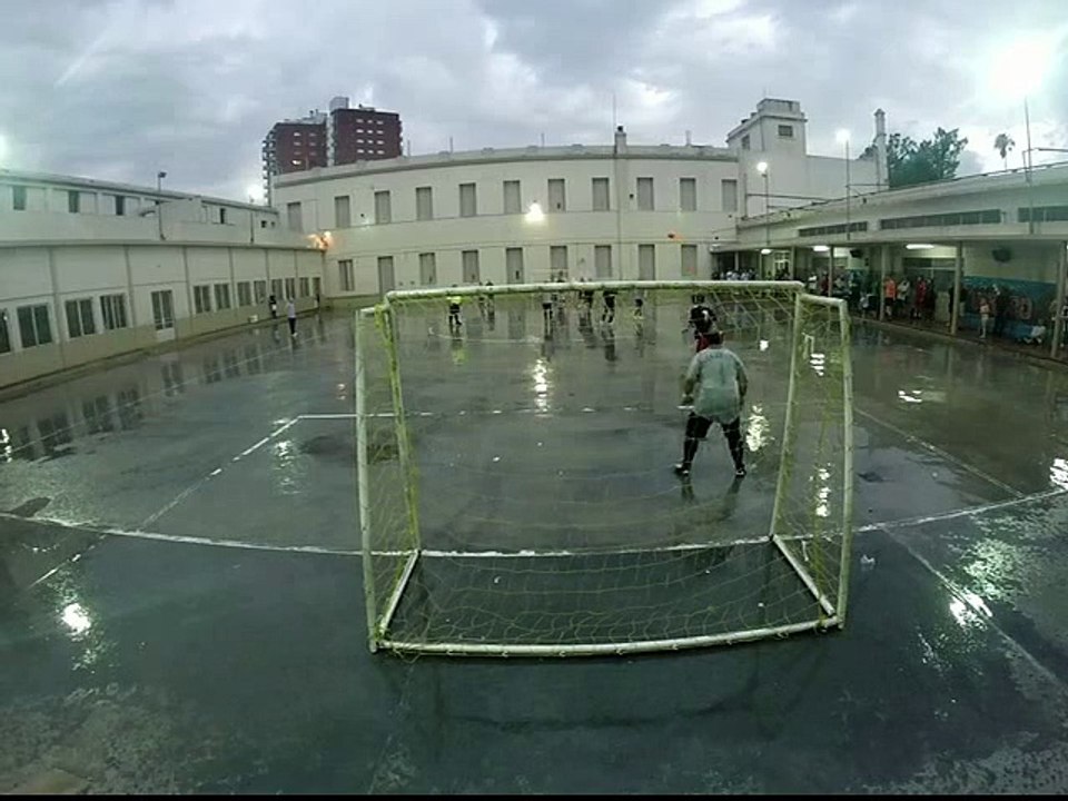 Vega Adrián 141130 gol ok