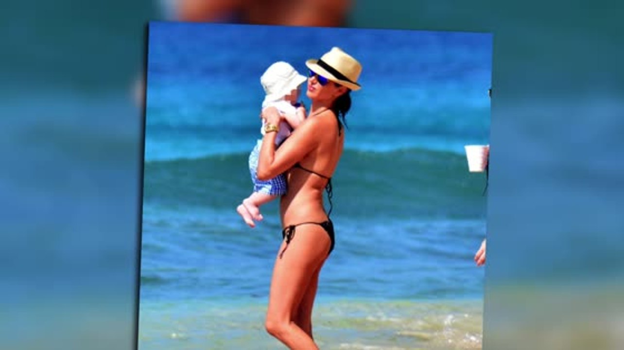 Lauren Silverman zeigt ihr tolle Bikinifigur