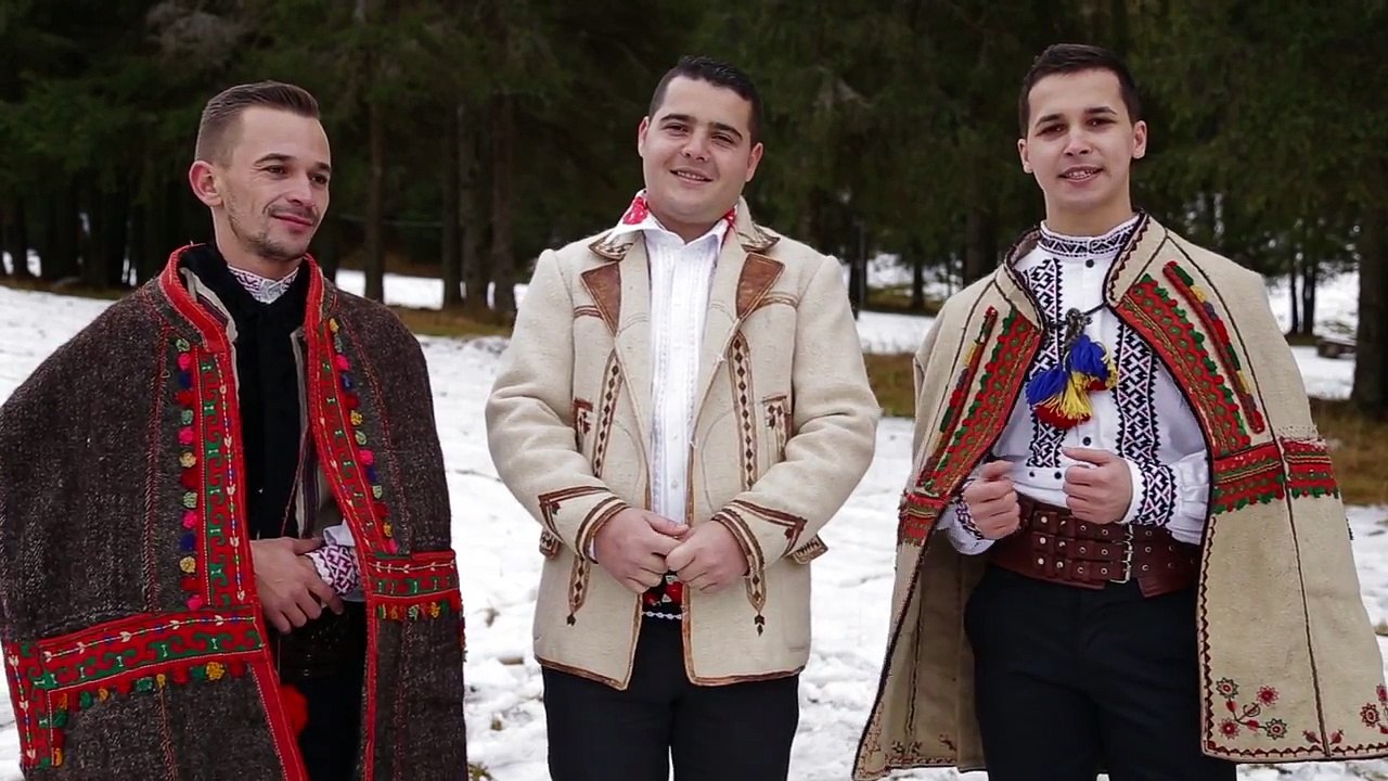 COLINDATORII BIHORULUI - Seara de Craciun