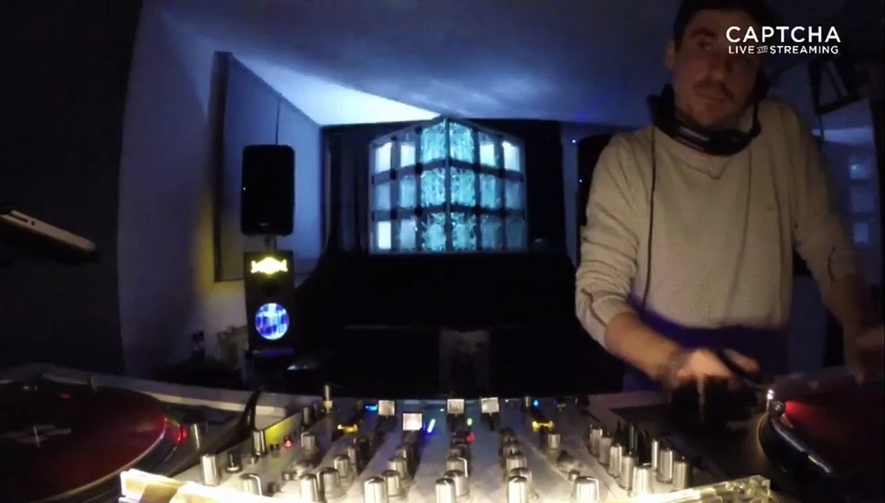 Alfonso Ares (REPLAY)