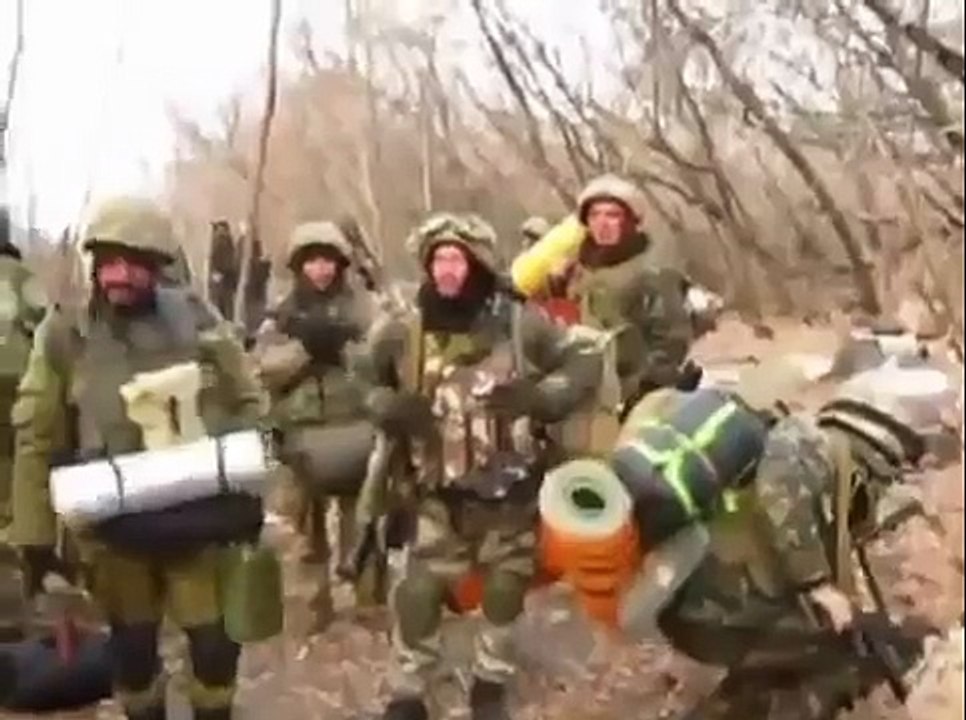 Ukraine War - Footage Right Sector trying to get the airport.