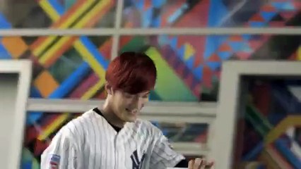 Crew In Singapore   Anybody Else Have Sweaty Palms Watching These Guys