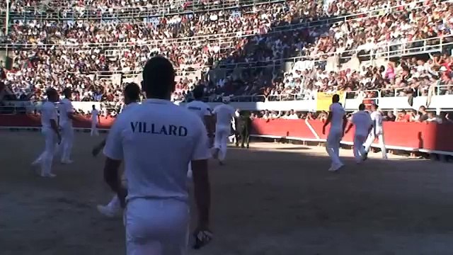 Urban Raset (Rémi GAILLARD) BY place 2 Hina khan