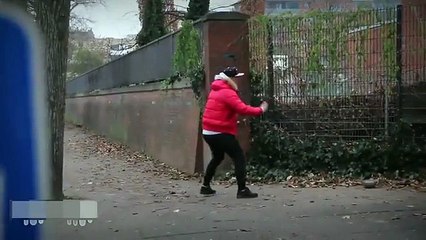 Adam Ne Yapacağını Şaşırdı