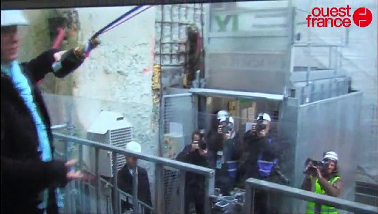 Rennes : le tunnelier Elaine baptisé en présence de Manuel Valls