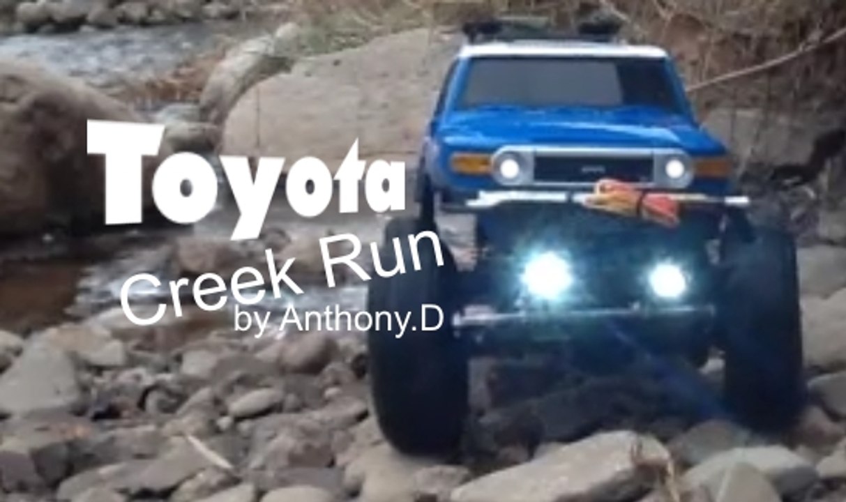 AXIAL SCX10™ TOYOTA FJ CRUISER/ Creek Run, 4x4 Ralley Truck