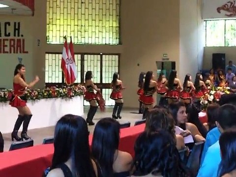 BDG INFRAMEN Me tengo que ir Graduación Bachillerato General 2014.