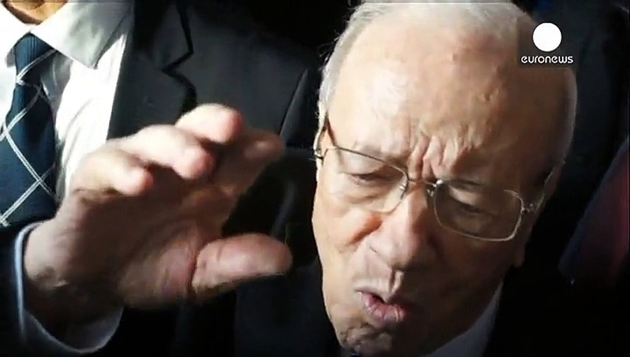 Erste demokratische Präsidentenwahl in Tunesien beendet