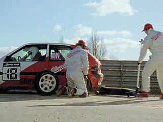 Pub Milwaukee (Arrêt au stand)