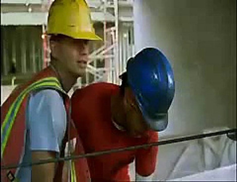 Pub Virgin Mobile avec Christina Aguilera