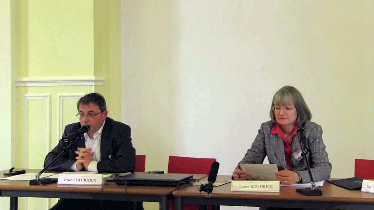 La table dans les cérémonials pontificaux de la fin du Moyen Âge