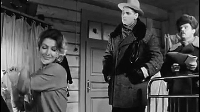 Как же вам, девушка, не стыдно?!