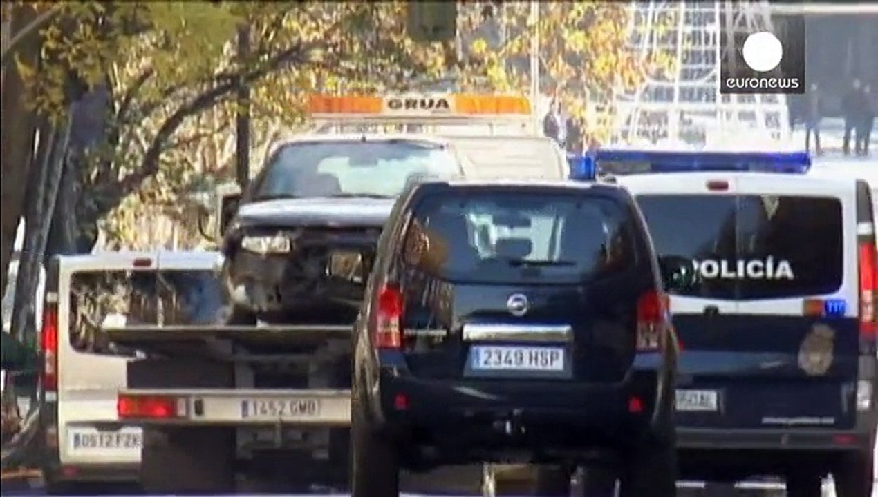 Arbeitsloser Spanier rast mit Auto in Parteizentrale der regierenden Konservativen