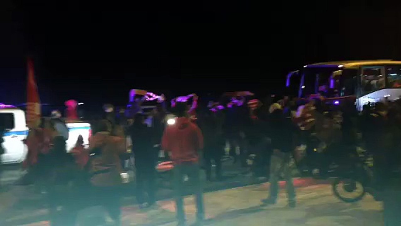 Αποθέωση στη Μυτιλήνη για την αποστολή του Ολυμπιακού