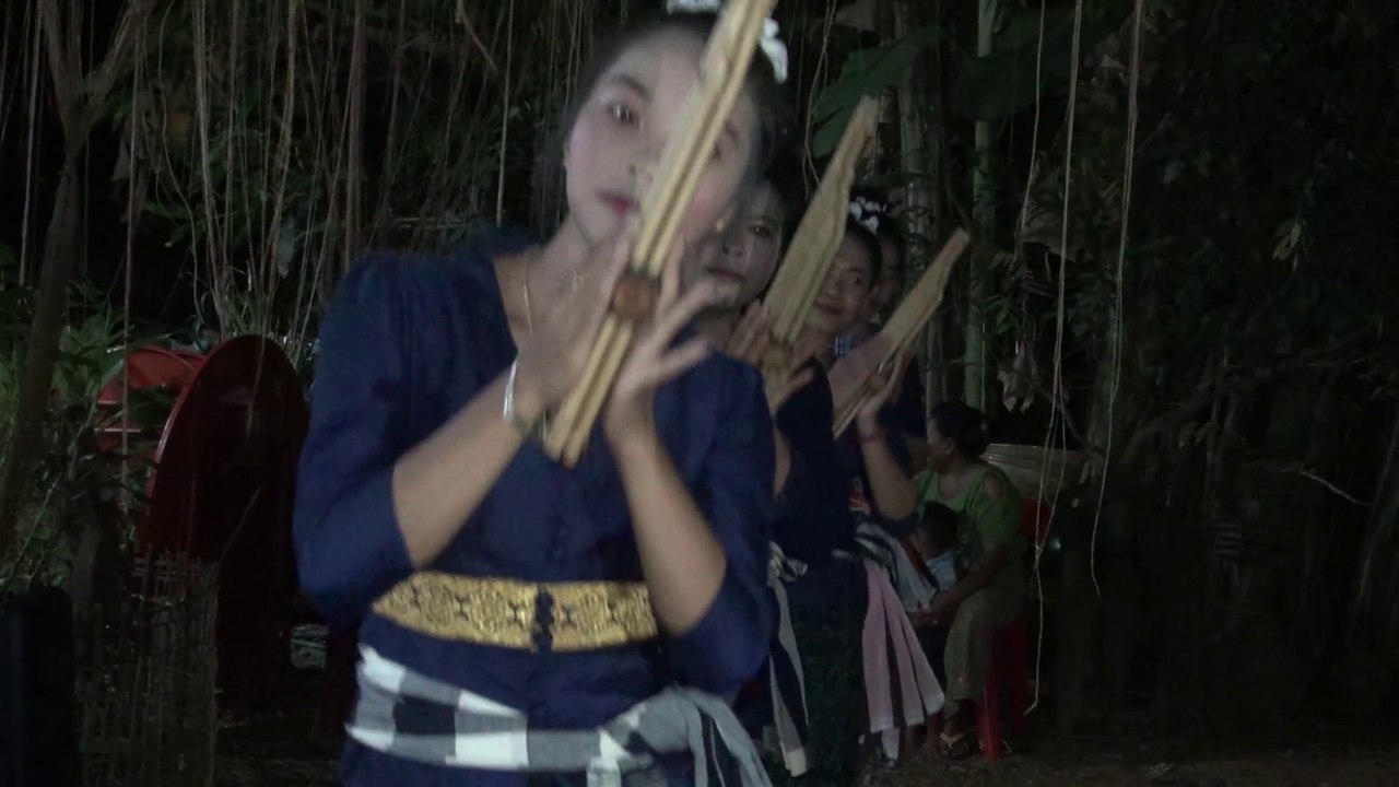 Khao Niao Sieng Khène, danse Lao des joueurs de khène