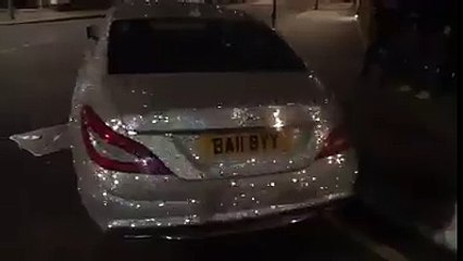 Un russe a offert à sa fille une Mercedes ornée de diamants