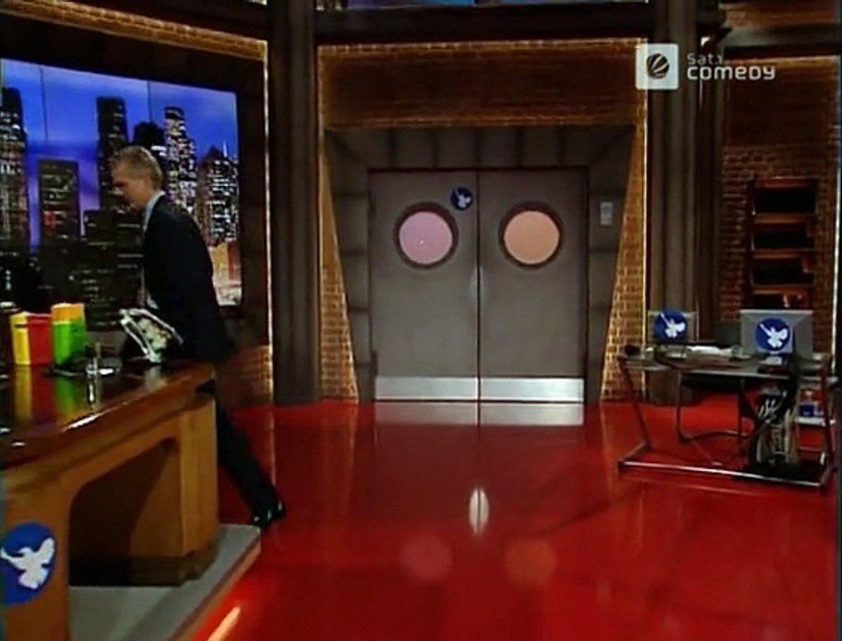 Die Harald Schmidt Show - 1210 - 2003-02-25 - Max von Thun, Inge Meysel Gegensprechanlage