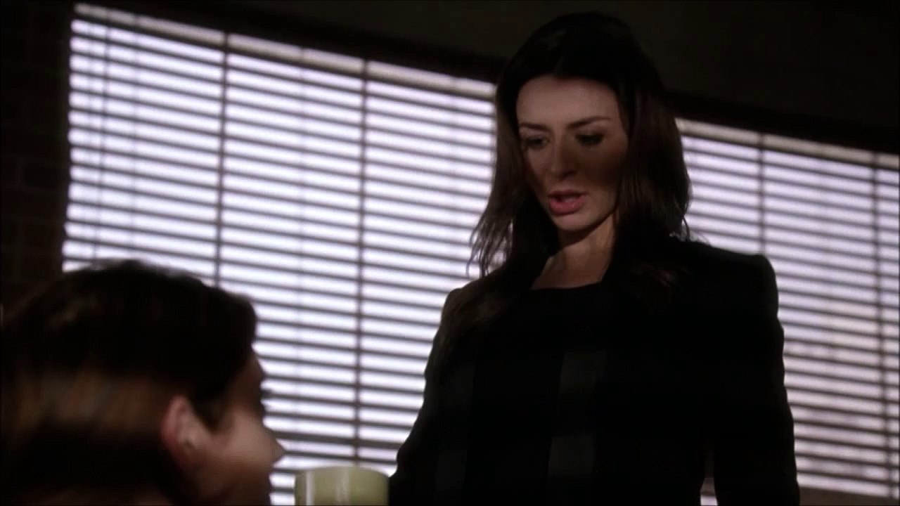 Amelia's scenes at season 04 ep 17