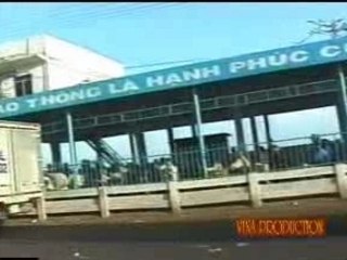 Phong su Viet kieu ve que an tet 9 - 1 x 6 - Doan