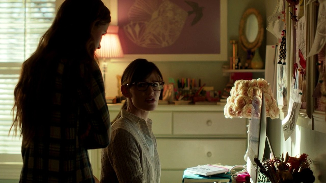 Men, Women & Children - Clip - De-friend