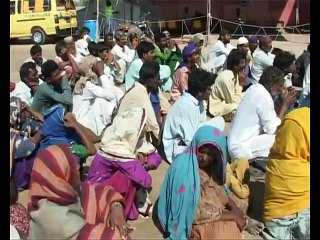 Relief program Sindh flood 2011 Food &water distribution 2-LPWT