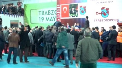 Trabzonspor Genel Kurulu'nda Olay 1