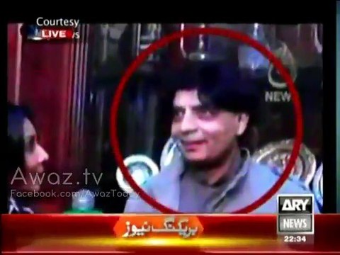 Nawaz Sharif and Chaudhry Nisar's chitrol by Rauf Klasra for smiley gestures just one day after Peshawar incident