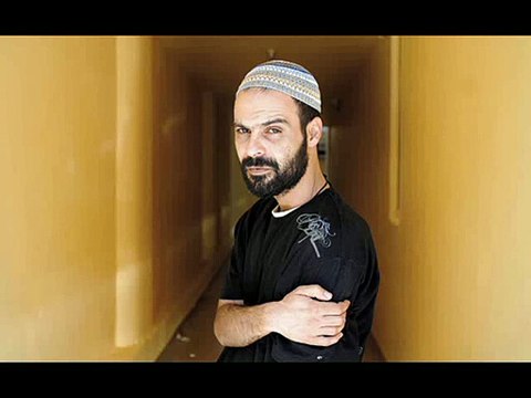 עמיר בניון - יש בי אהבה קריוקי