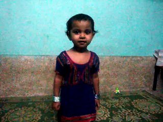 Funny Kid dancing on tongue music