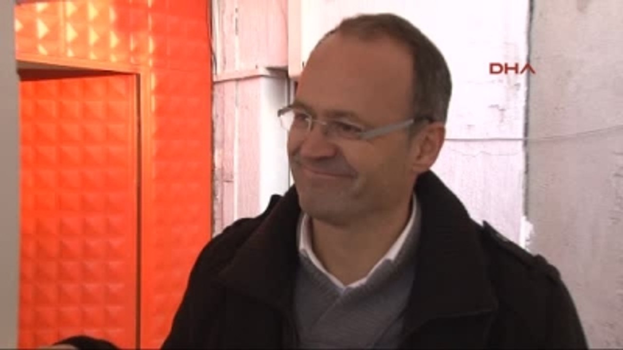 Gençlerbirliği Teknik Direktörü İrfan Buz Beştepe 'Nin Çocukları Devrim Yapıyor