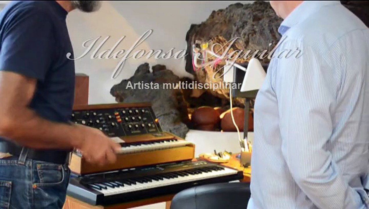 PERFILES - Ildefonso Aguilar